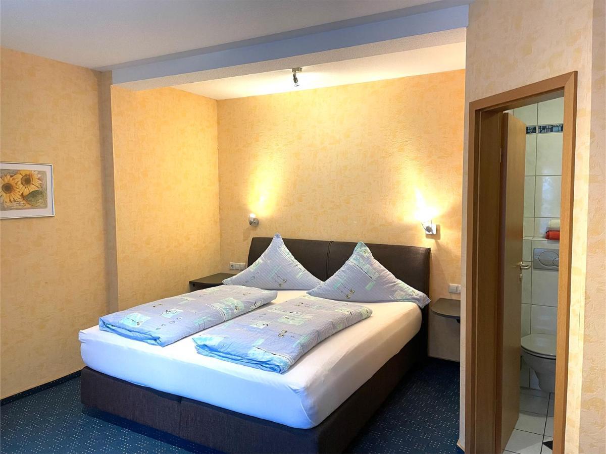 Zum Weingutsmuseum Hotel Cochem Bagian luar foto