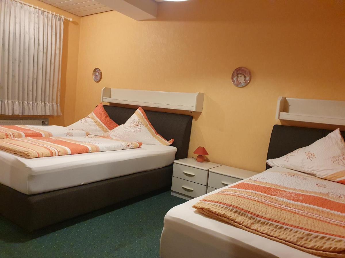 Zum Weingutsmuseum Hotel Cochem Bagian luar foto