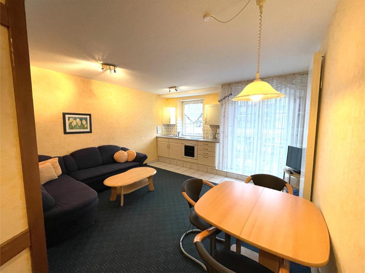 Zum Weingutsmuseum Hotel Cochem Bagian luar foto