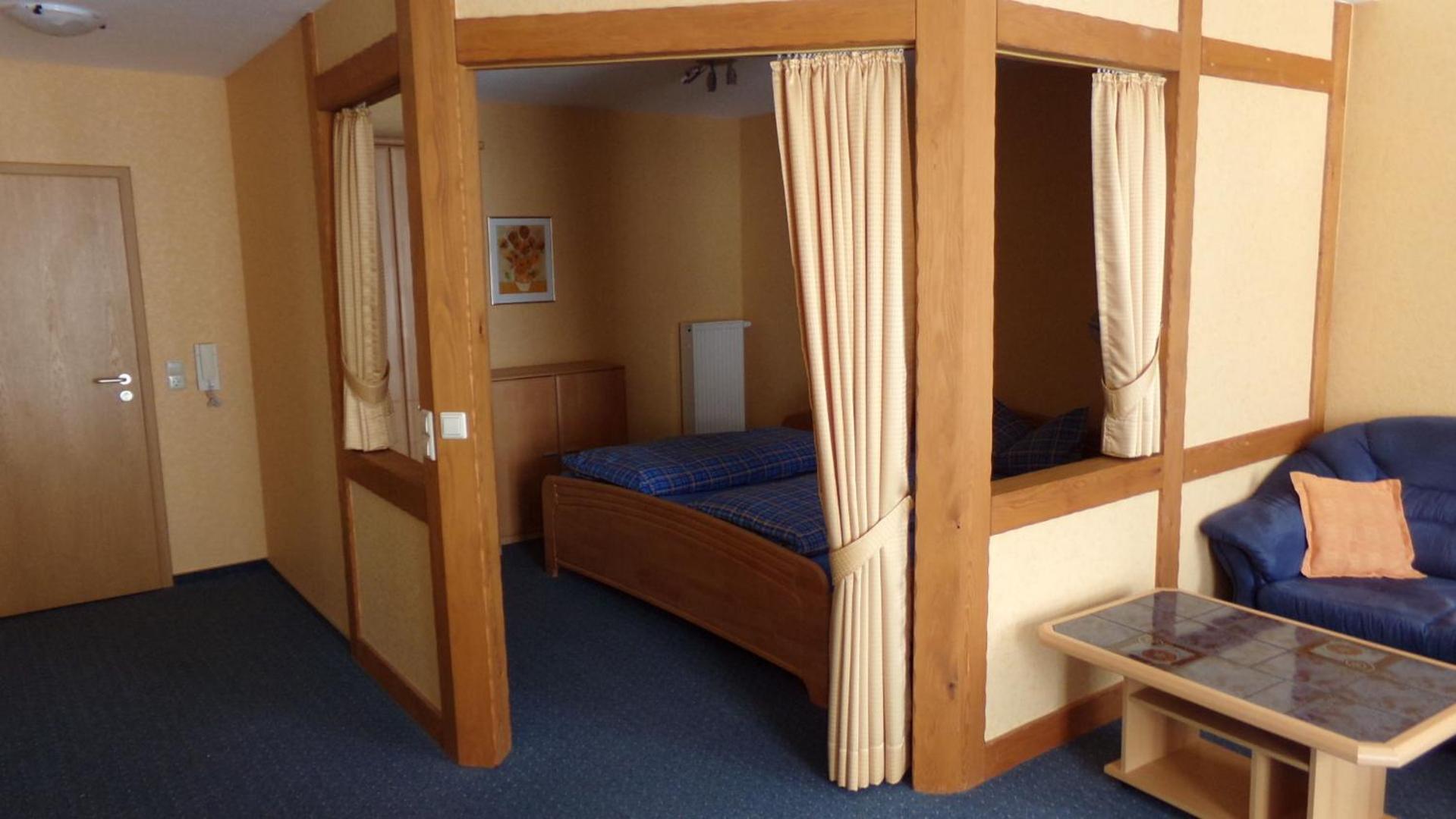 Zum Weingutsmuseum Hotel Cochem Bagian luar foto
