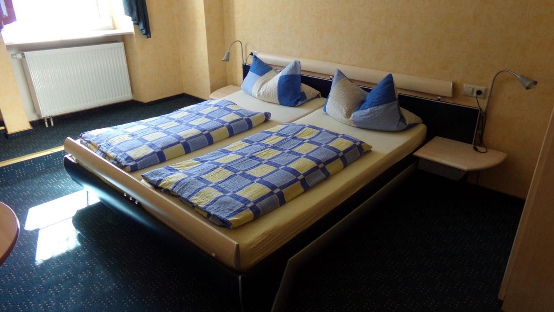 Zum Weingutsmuseum Hotel Cochem Bagian luar foto